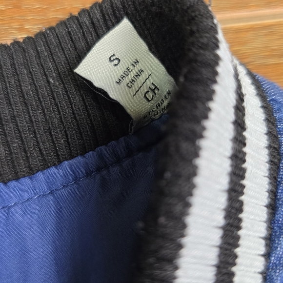 Levi's Denim Size S Color Blocked Bomber Rib Knit Collar Women's Jacket Blue - Picture 5 of 7